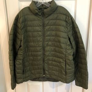Narrow Channel Puffer Jacket In Army 